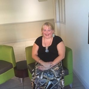 Meet your Posher, Sandra